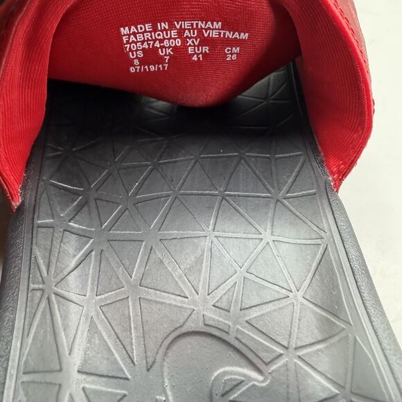 Nike Benassi Solarsoft Slide Sandals Shoes Mens Size 8 University Red 705474-600 main image 5